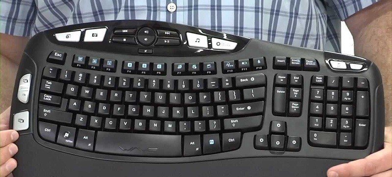 Logitech Wave Combo MK550 Keyboard Review